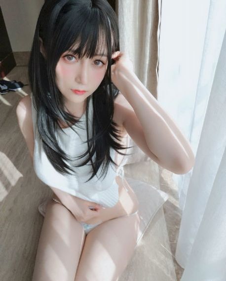 国产男羽绒服品牌大全_1080P迅雷高清下载