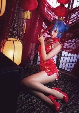欧美性感睡裙_在线播放-手机电影免费播放